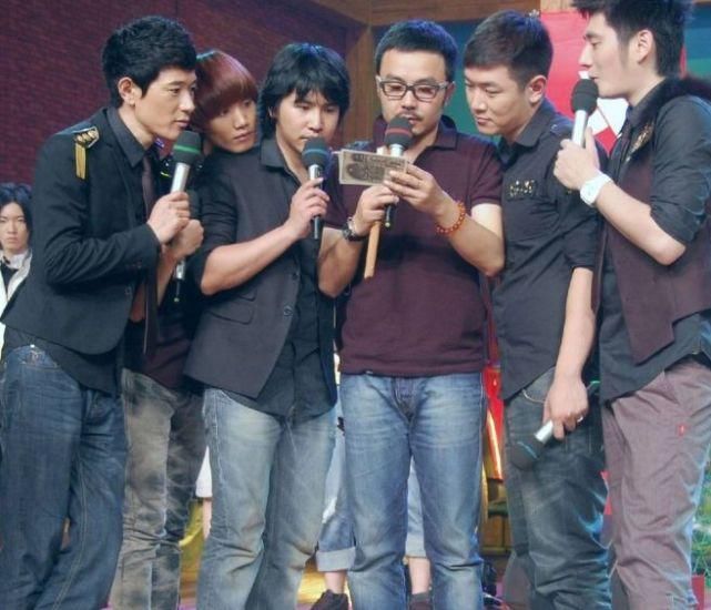  汪涵|他曾是汪涵接班人，今落魄成网红，化浓妆吃泡面显心酸