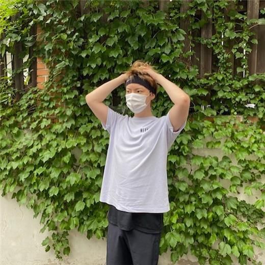  公开|安宰贤与具惠善离婚后 首次通过SNS公开久违近况