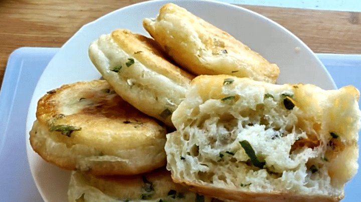  葱花饼|原来葱花饼的做法如此简单, 筷子一搅, 蓬松暄软又劲道, 百吃不厌