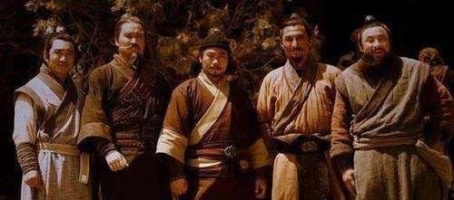  招安|如果宋江不接受招安，直接起义，能否推翻宋朝统治