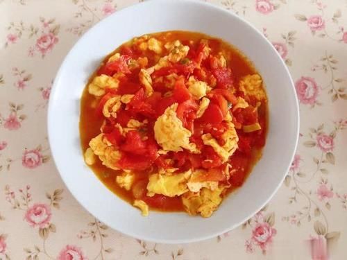 诱人|它有着诱人的颜色,有着酸甜的味道,做法简单开胃,米饭的好搭档