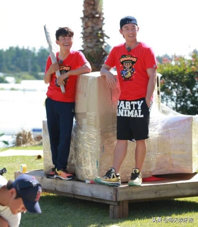  发文|《跑男》导演称下一季一切从新开始，宝强发文瞬间飙泪！