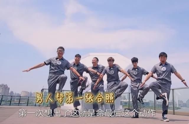  杨迪|下跪的杨迪，也救不回《青春环游记2》！