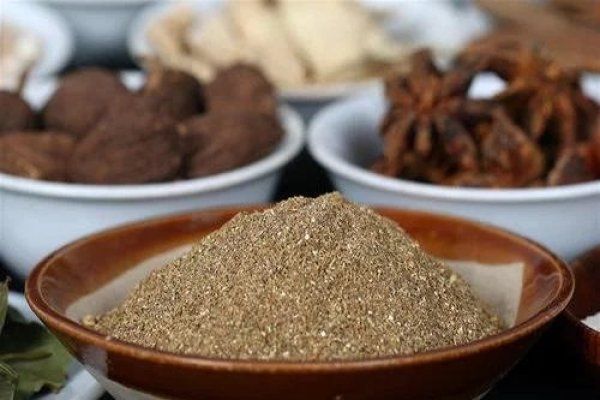  辣椒粉|饭店的辣椒油为什么那么香？大厨告诉你：少了这一样，香味少一半