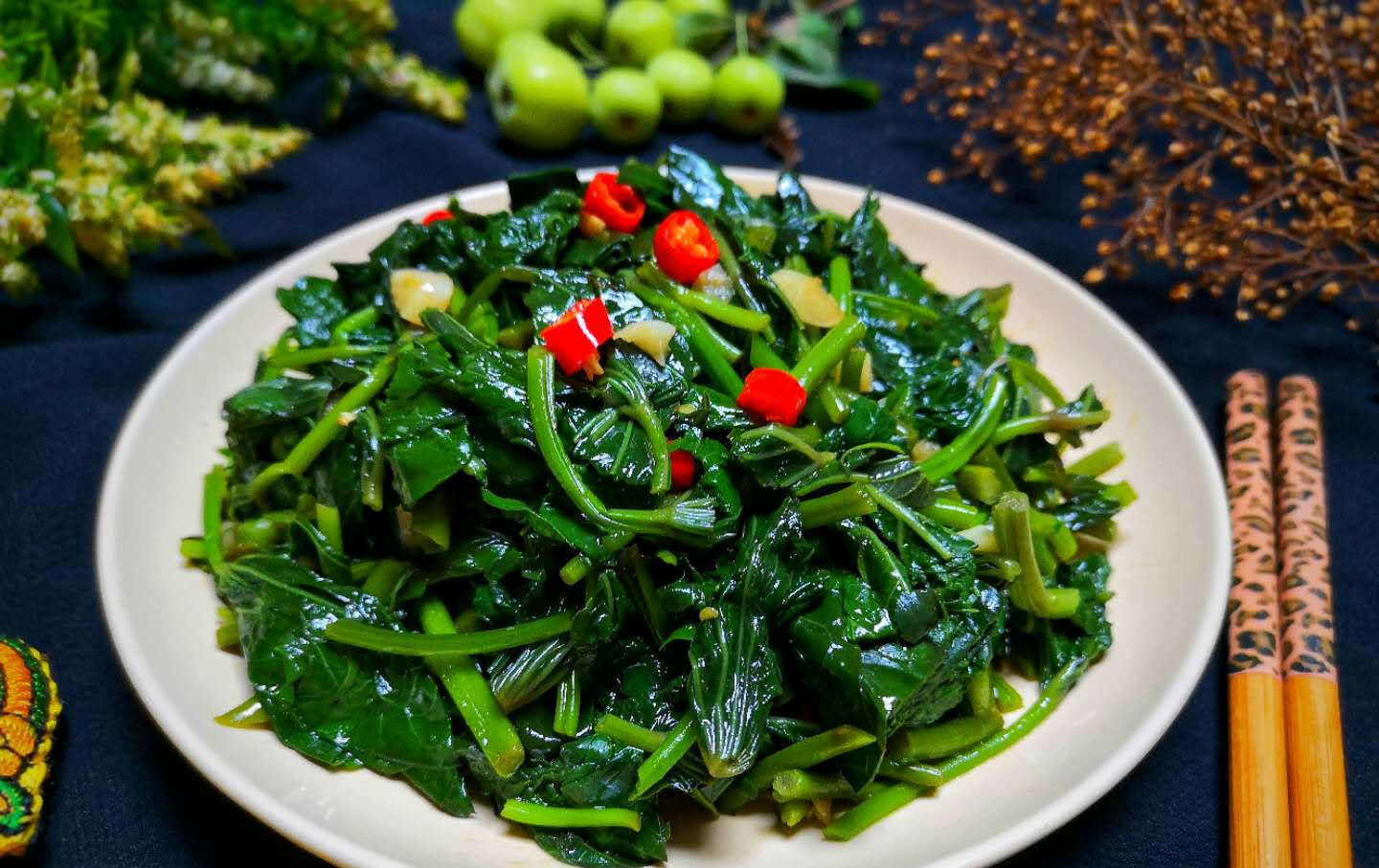  叶子|这菜，不懂吃叶子就亏了，清脆鲜嫩，常吃视力好，简单一拌特开胃