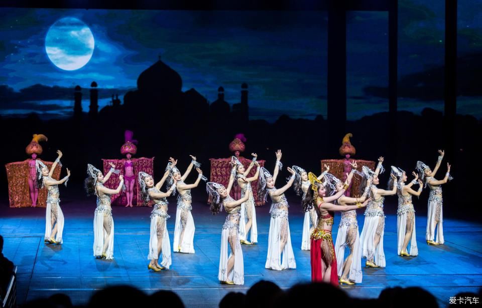  主题酒店|杭州有很多美景与动人的故事，宋城千古情的表演也非常震撼