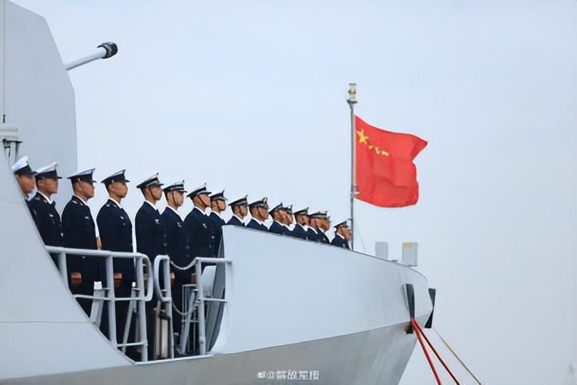 中国海军第44批护航编队起航赴亚丁湾