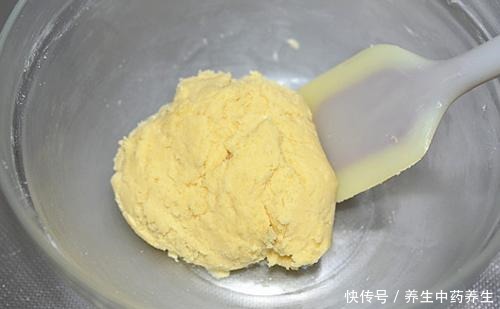  自制|自制新春早餐零食，肉松小酥饼，香酥可口又营养，大人孩子都爱吃