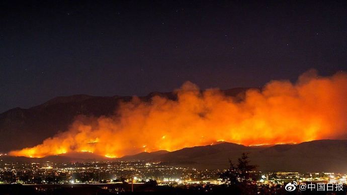 加州|加州山火蔓延 近8千人被疏散