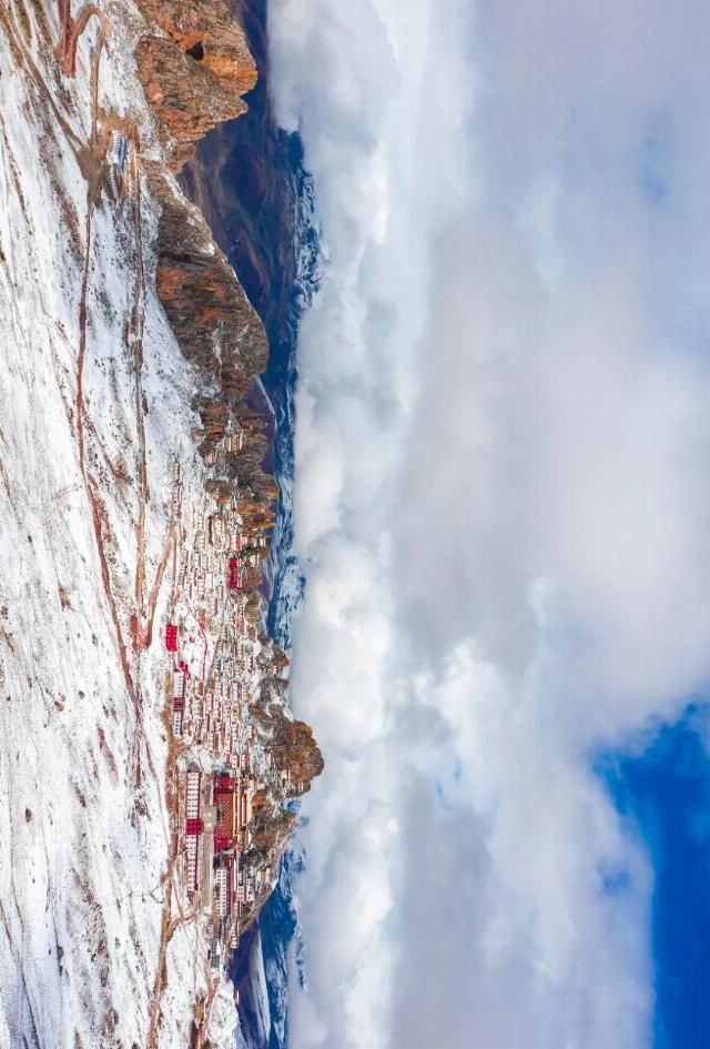  雪山|凝聚冰川、古道、湖泊、雪山、草原和古文明的康巴腹地