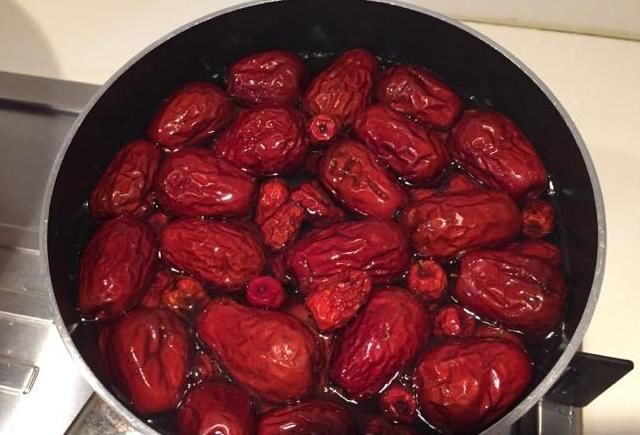  不妨|蜂蜜最好的搭档来啦！夏天天热蜂蜜不妨这样喝，消暑降火还养颜