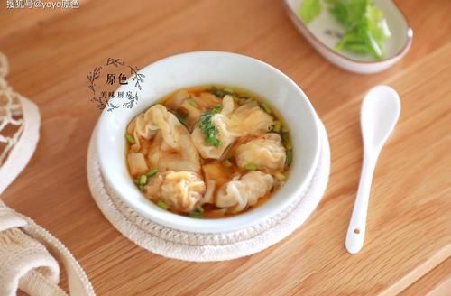  馄饨|孩子的早餐营养要跟上，三鲜小馄饨，还是很方便的