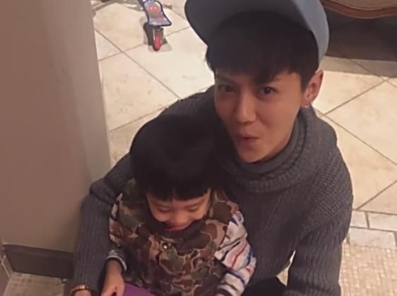  邓超|《奔跑吧》鹿晗为什么一直要死心塌地的叫邓超“爸爸”？