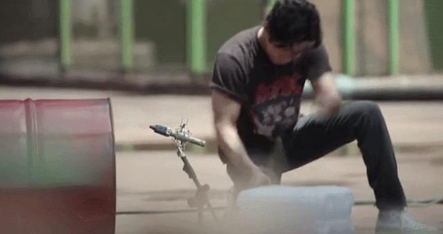  发光|刘宪华工地改编热门单曲：从黑暗中走来，在音乐中发光