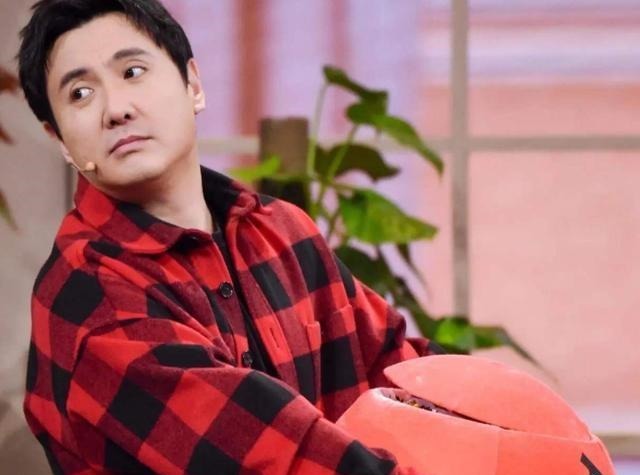 走心|沈腾大型双标现场引爆笑,与马丽谈论女团,一开口老5G冲浪达人
