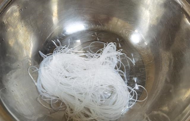 鱼片|快手酸菜鱼,只要学会这3招,鱼肉滑嫩,你也是大厨