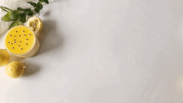 冰凉|炎热夏天解暑的小蛋糕,百香果芒果慕斯,冰凉香甜入口即化