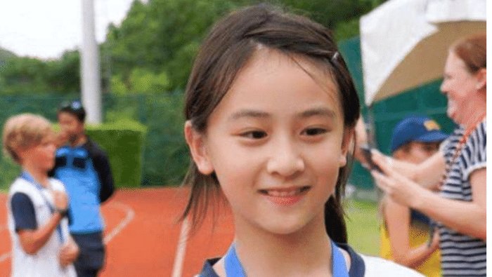  田亮|田亮女儿疯狂式生长！12岁身高1米7，完美继承父母亲基因