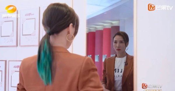  位浪姐|21位浪姐的PK舞台：阿朵最佳、王智划水、伊能静唱得最好的一次