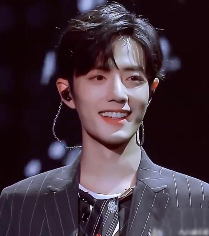  句话|肖战为何非要带着粉丝全身而退？小飞侠又为何要在一棵树上吊死？