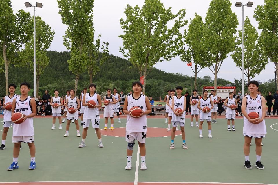 以篮球致青春！济南市“泉城杯”校园篮球联赛市级精英赛揭幕
