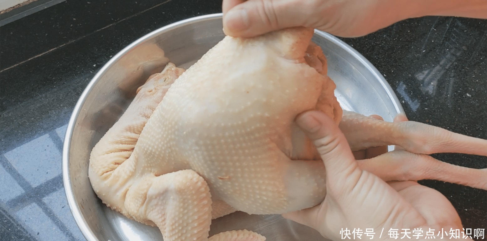 沥干水分|爱吃鸡试试客家一个懒人做法，滋补又好吃，3斤出锅汁都吃光光