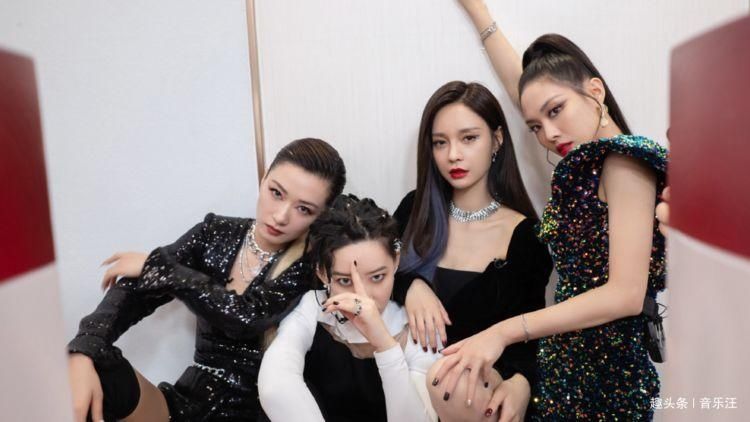  公演|《浪姐》第二次公演排名惹争议，大众评审再度上演“聋的传人”？