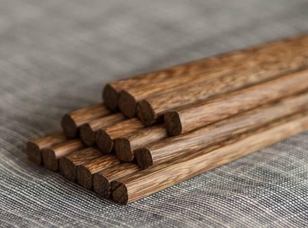  腰痛颈酸|越是有阅历的人，越喜欢红木家具？