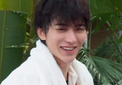  THE9|青春芒果夜嘉宾阵容曝光，R1SE全员加盟，THE9将于导师同台