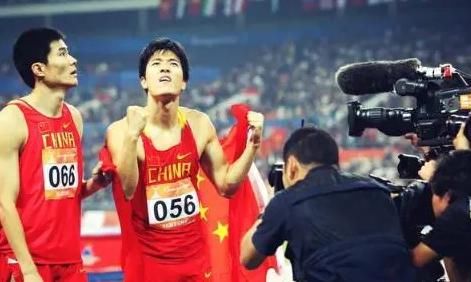  重获|带着一身荣耀退役，37岁刘翔二婚重获幸福，过着神仙眷侣般的生活