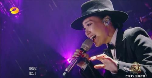  蛾子|回顾《歌手》八大歌王：看似都实至名归，却总出幺蛾子