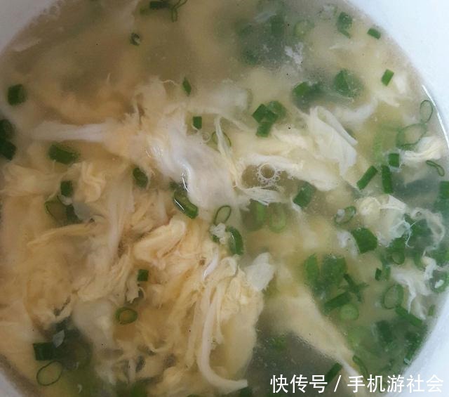 简单|葱花蛋汤,做法简单又美味